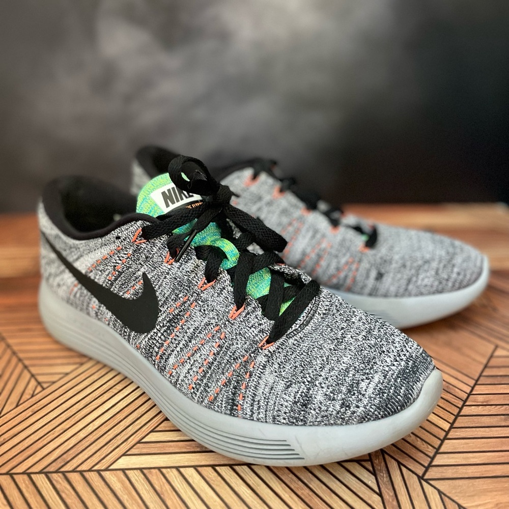 Nike Lunarepic Flyknit Lunarlon Sneakers Grey Green